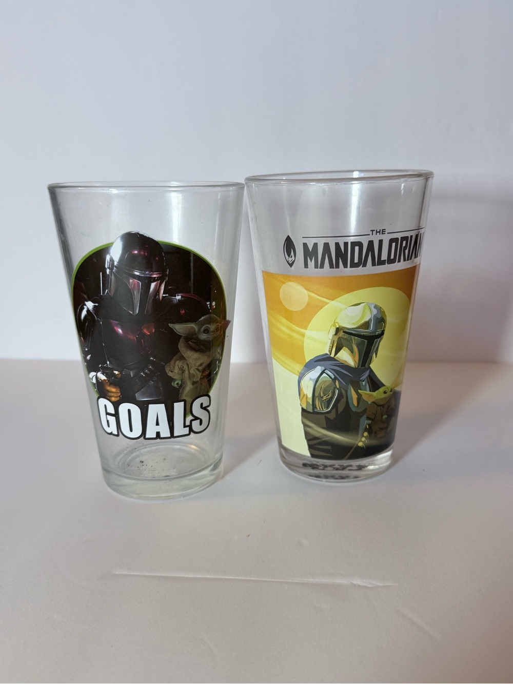 Official Star Wars The Mandalorian 16 oz Glasses Set of 2 – Grogu Baby Yoda